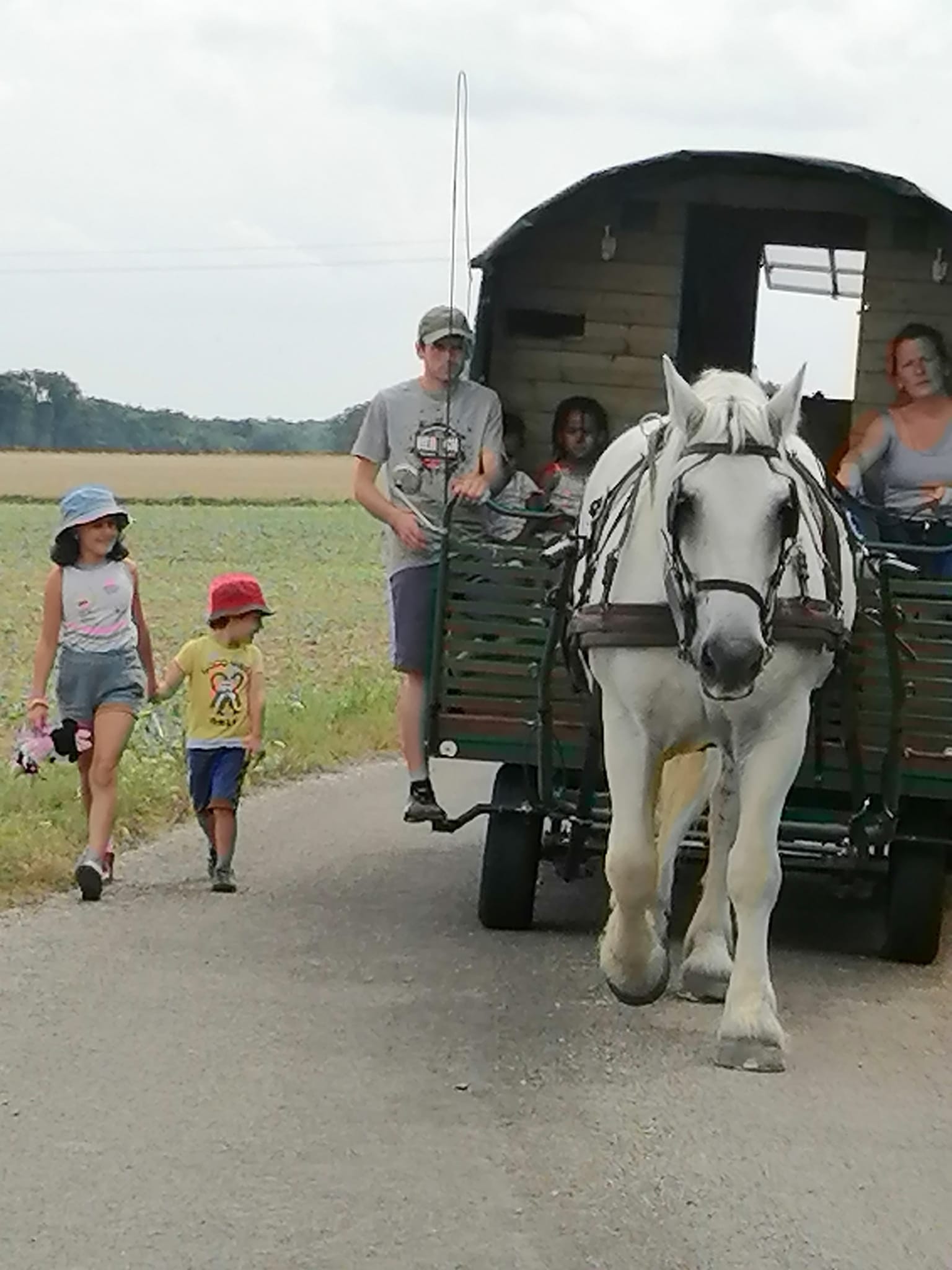 Par les villages